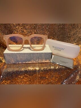 NIB Madison Avenue Nude Pink Oversized Blue Light Glasses | Case + Cloth